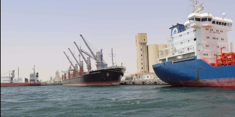 عندما تغيب السيادة يكثر الطامعون: صراع القوى الدولية على ميناء بنزرت